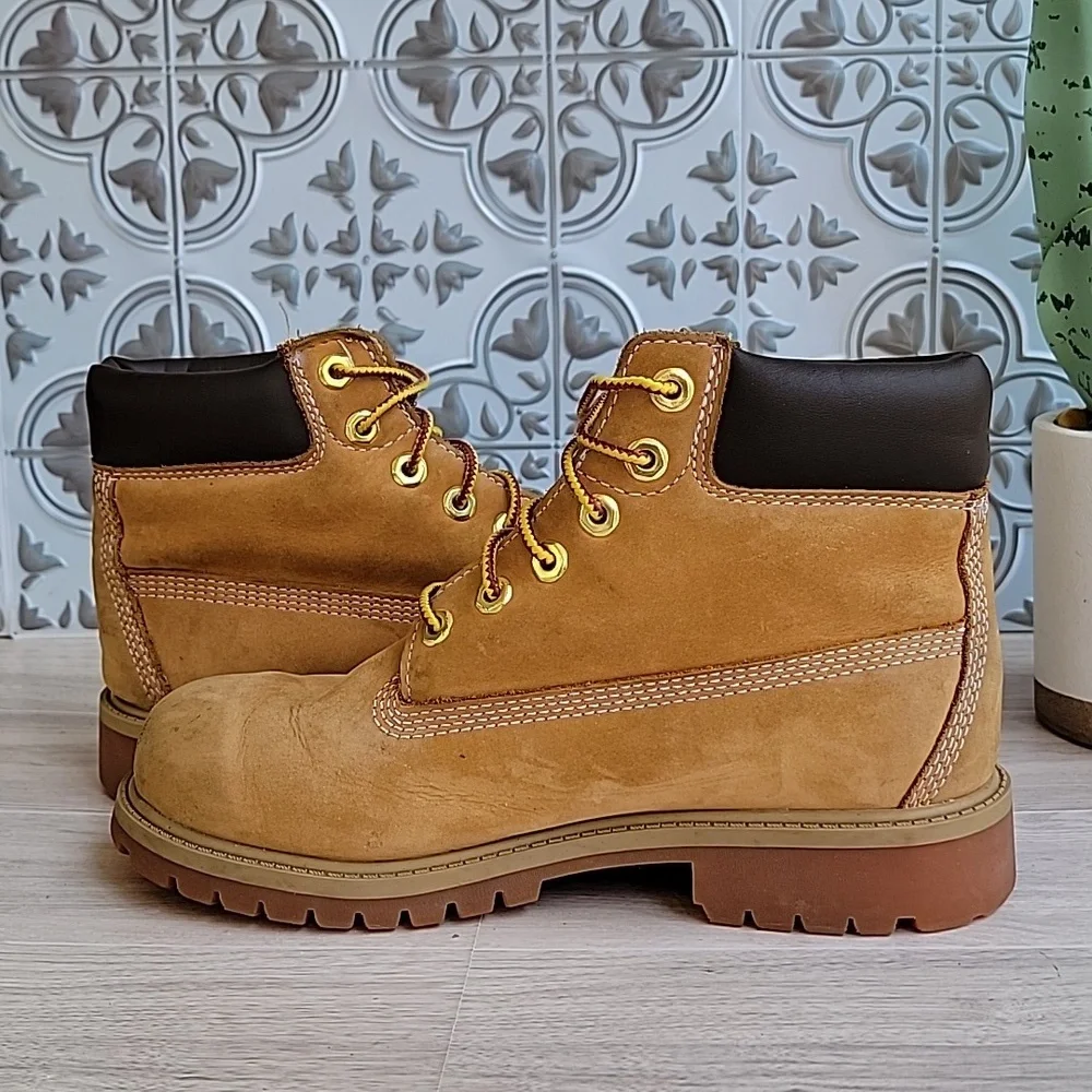 Timberland Youth Premium 6 in. Primaloft Waterproof Nubuck Boot Wheat Sz 2.5